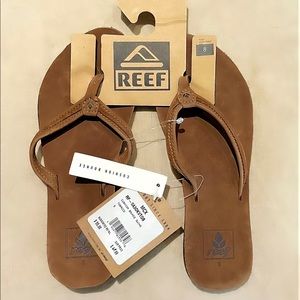 Woman’s Reef Sandals Size 5